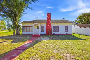 742 Hibiscus Ave, Lake Wales, FL 33853 - Photo 1