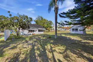 742 Hibiscus Ave, Lake Wales, FL 33853 - Photo 16