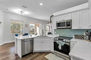 6371 Alamanda Hills Dr, Lakeland, FL 33813 - Photo 14