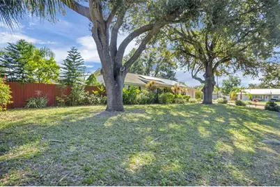 105 Owen Circle S, Auburndale, FL 33823 - Photo 4