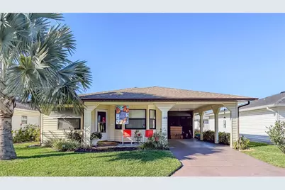 1678 Colonnades Circle N, Lakeland, FL 33811 - Photo 1