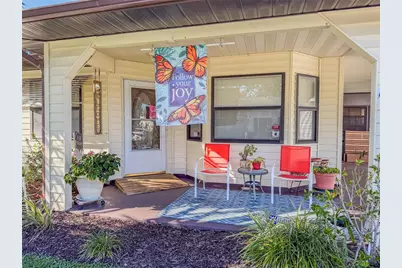 1678 Colonnades Circle N, Lakeland, FL 33811 - Photo 2