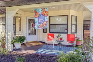 1678 Colonnades Cir N, Lakeland, FL 33811 - Photo 2