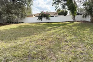 2318 Cheshire Pl, Lakeland, FL 33810 - Photo 8