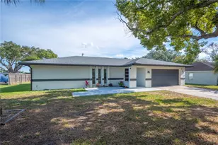 5010 Fairfax E, Lakeland, FL 33813 - Photo 4