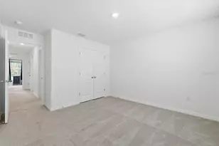 1211 Tahitian Sunrise Dr, Plant City, FL 33565 - Photo 20