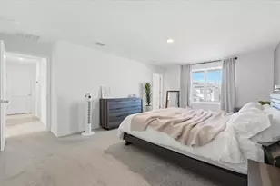 1211 Tahitian Sunrise Dr, Plant City, FL 33565 - Photo 14