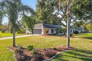 2901 Plantation Rd, Winter Haven, FL 33884 - Photo 2