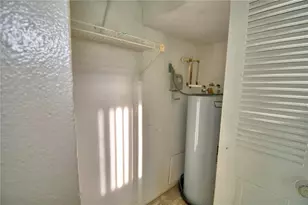 573 Hunter Cir, Kissimmee, FL 34758 - Photo 12