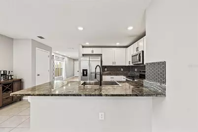 12115 Lily Magnolia Lane, Riverview, FL 33569 - Photo 10