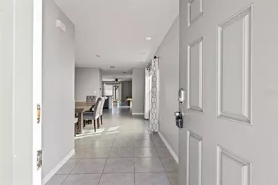 12115 Lily Magnolia Lane, Riverview, FL 33569 - Photo 4