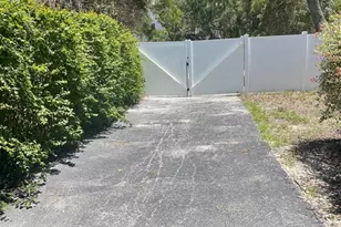 1515 Serpentine Dr S, Saint Petersburg, FL 33705 - Photo 22