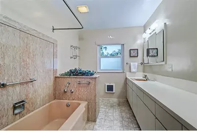 1515 Serpentine Drive S, Saint Petersburg, FL 33705 - Photo 16