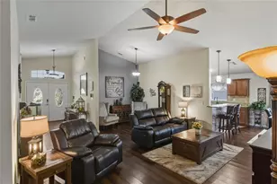 820 Overlook Grove Dr, Winter Haven, FL 33884 - Photo 8