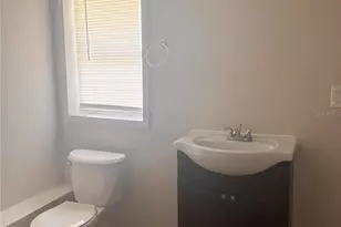 804 NW 1st Ave, Mulberry, FL 33860 - Photo 8