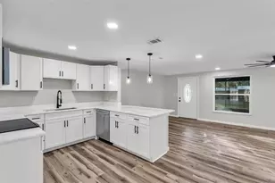 1204 N Nancy Terrace, Plant City, FL 33563 - Photo 10