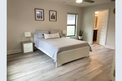 6525 Alamanda Hills Circle, Lakeland, FL 33813 - Photo 8