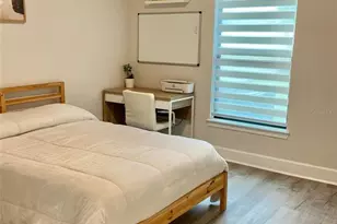 6525 Alamanda Hills Cir, Lakeland, FL 33813 - Photo 10