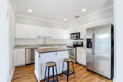 3119 Santorini Court, Tampa, FL 33611 - Photo 10