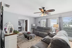 6320 Oak Ct, Lakeland, FL 33813 - Photo 4