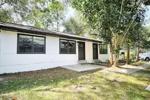 716 Angelina Ln, Lakeland, FL 33801 - Photo 2