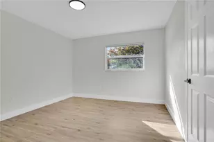 1033 Wildwood W, Lakeland, FL 33801 - Photo 26