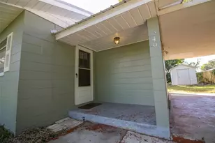 549 Norfolk Cir, Lakeland, FL 33801 - Photo 2