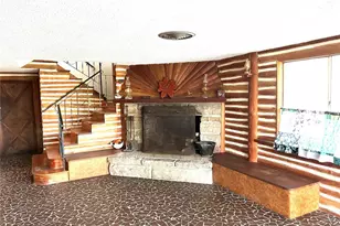 5296 66th Way N, Saint Petersburg, FL 33709 - Photo 2