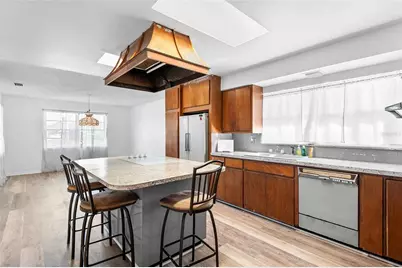 5296 66th Way N, Saint Petersburg, FL 33709 - Photo 12