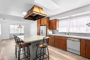 5296 66th Way N, Saint Petersburg, FL 33709 - Photo 12