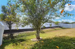 412 Emerald Cove Loop, Lakeland, FL 33813 - Photo 40