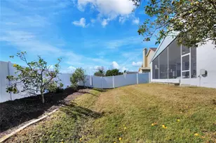 412 Emerald Cove Loop, Lakeland, FL 33813 - Photo 38