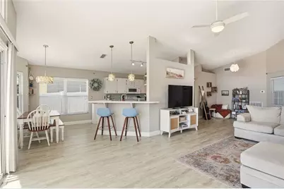 412 Emerald Cove Loop, Lakeland, FL 33813 - Photo 6