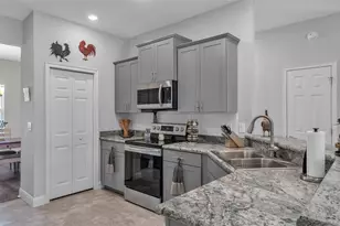 5809 Christiansen Ct, Lakeland, FL 33812 - Photo 6