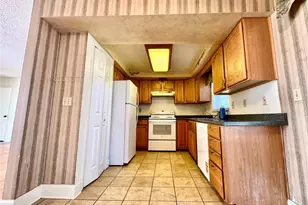 566 Northride Trail, Lakeland, FL 33813 - Photo 8