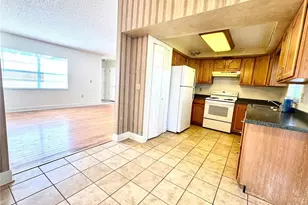 566 Northride Trail, Lakeland, FL 33813 - Photo 4