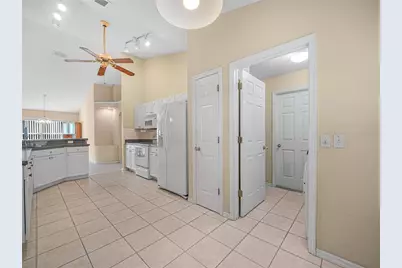 2235 Hunters Greene Drive, Lakeland, FL 33810 - Photo 12