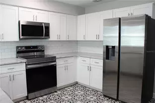 840 Susan Dr, Lakeland, FL 33803 - Photo 10