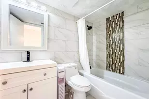 1836 N Crystal Lake Dr, Lakeland, FL 33801 - Photo 12