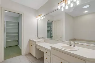 2702 Prestwick Drive, Lakeland, FL 33803 - Photo 32