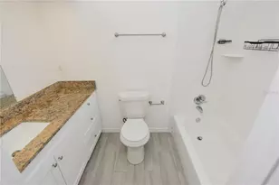 1035 Fox Lake Dr, Lakeland, FL 33809 - Photo 16