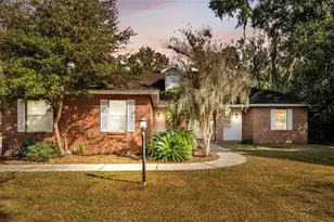 1345 Longoak Dr Dr N, Lakeland, FL 33811 - Photo 2