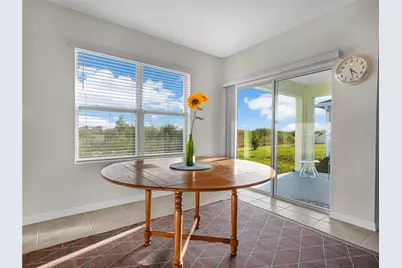 2805 Grandbury Grove Road, Lakeland, FL 33811 - Photo 12