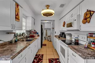 1733 Sandalwood Cir SW, Winter Haven, FL 33880 - Photo 8