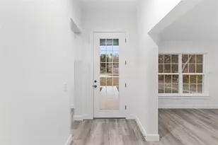 926 Watson Dr, Lakeland, FL 33811 - Photo 6