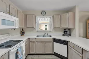 6169 Magpie Dr, Lakeland, FL 33809 - Photo 6