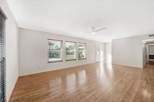 1930 Sylvester Ct, Lakeland, FL 33803 - Photo 8