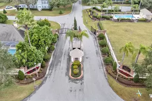 5560 Emerald Ridge Blvd, Lakeland, FL 33813 - Photo 98