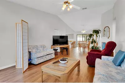 2331 Golden Horseshoe Circle S, Lakeland, FL 33810 - Photo 2