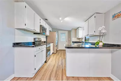 13713 Walden Sheffield Road, Dover, FL 33527 - Photo 10